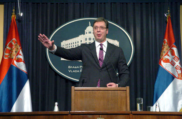 Нова влада без феуда